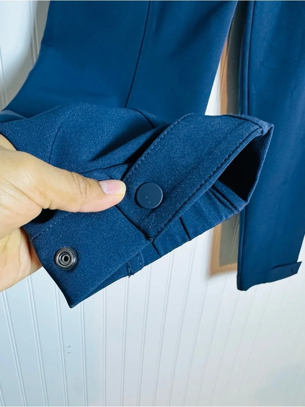 Athleta Endless High Rise Cargo Pant
Textured, stretch fabric in a tapered 6 - Picture 9 of 14